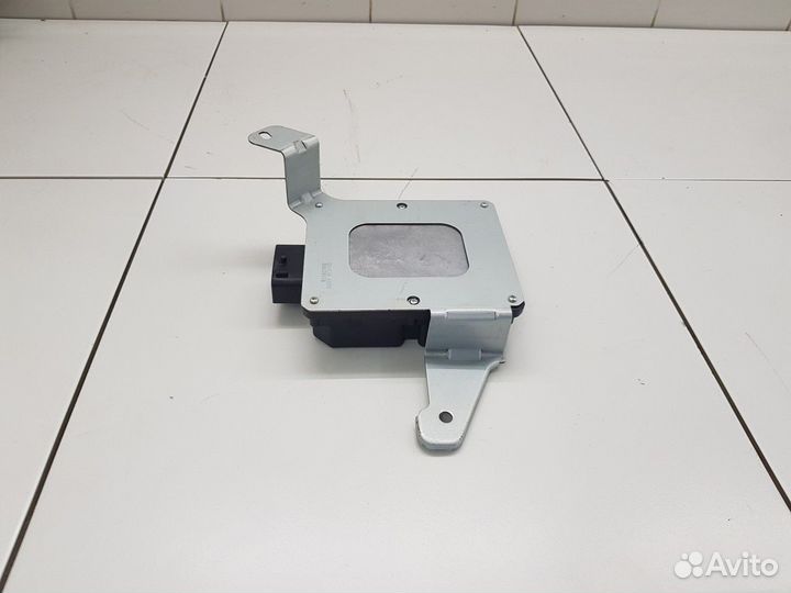 Блок управления двигателем (Genesis G80 I)