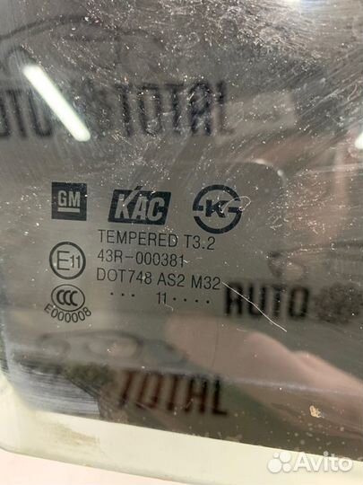 Стекло двери заднее правое Chevrolet Lacetti