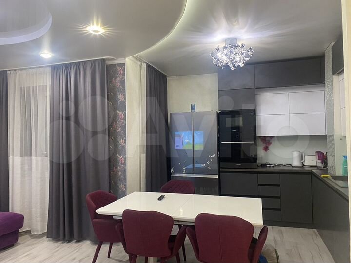 3-к. квартира, 95 м², 10/12 эт.