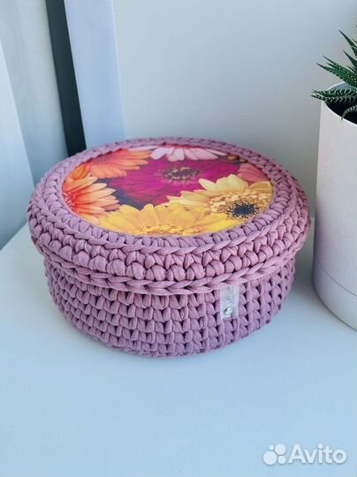 Корзинка вязаная