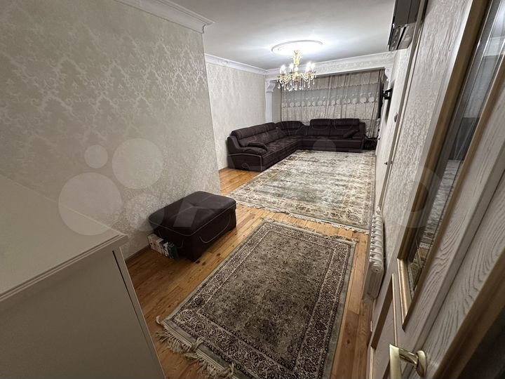 2-к. квартира, 65 м², 3/5 эт.