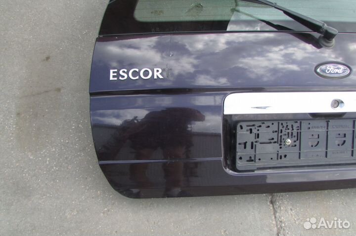 Крышка багажника Форд Эскорт Ford Escort Универсал
