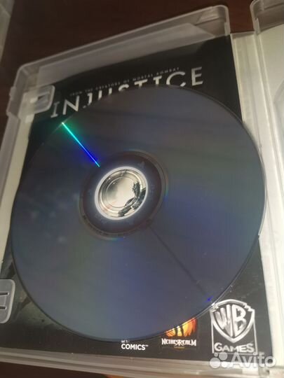 Injustice на пс 3 в отличном состоянии