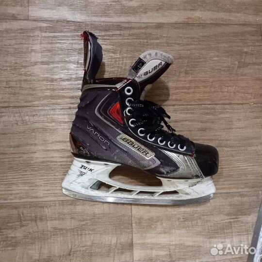 Хоккейные коньки bauer