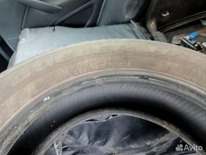 Bridgestone Dueler H/T 225/65 R17