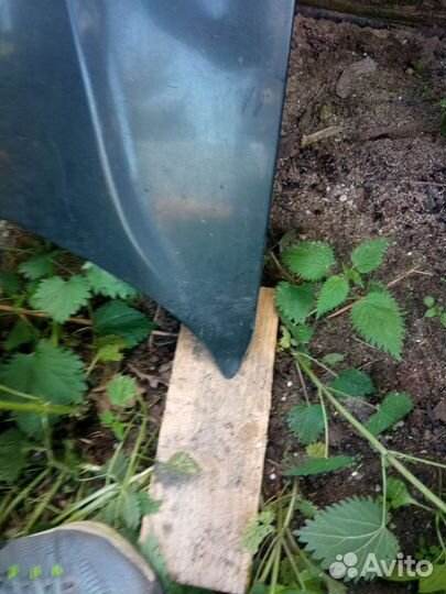 Капот audi 80 b4