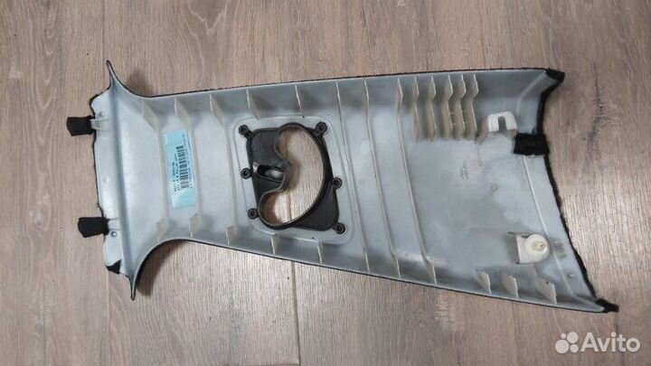 Обшивка стойки левая Bmw X6M E71 S63B44A 2009