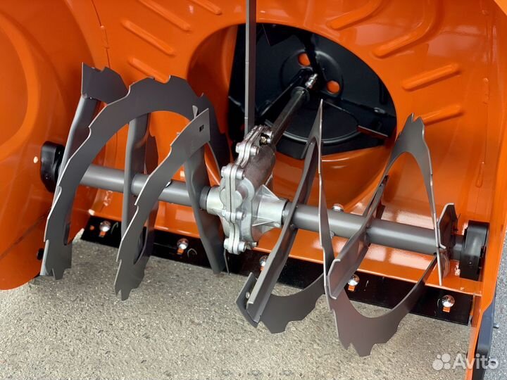 Снегоуборщик Husqvarna ST 224