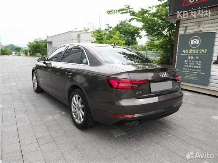 Audi A4 2.0 AMT, 2018, 41 190 км