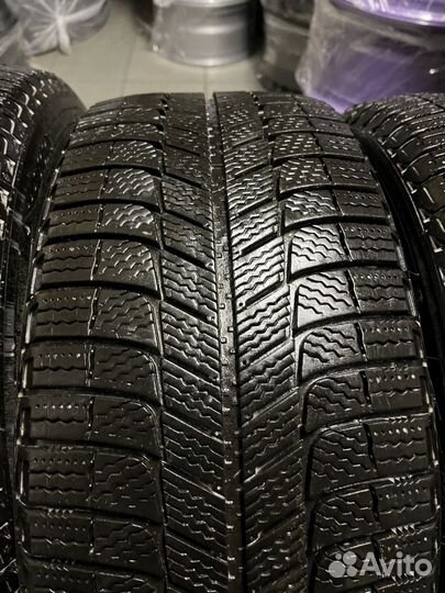 Michelin X-Ice XI3 225/50 R17 98R