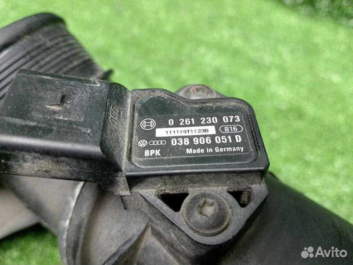 Патрубок интеркулера VAG Audi Q3 8U 8U