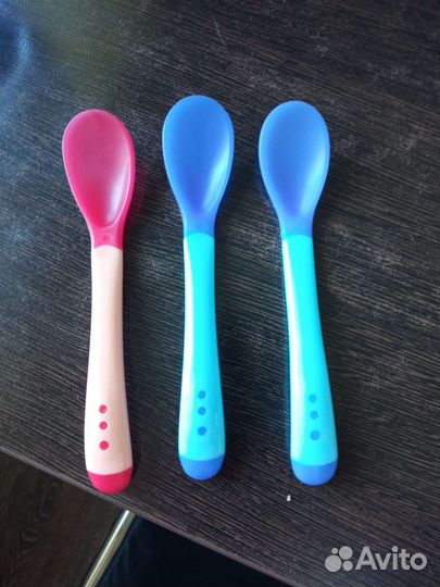 Ложечка для кормления новая