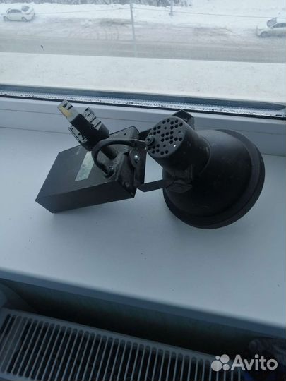 Трековые светильники бу lival