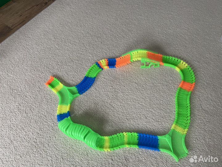 Гибкий трек светящийся