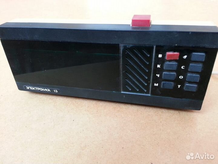 Часы электроника 13