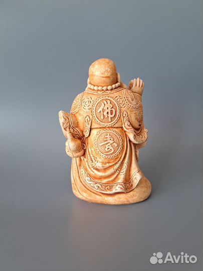 Статуэтка Будда со смехом. Бог Хотей