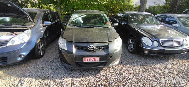 Радиатор интеркулера toyota auris E150 2007