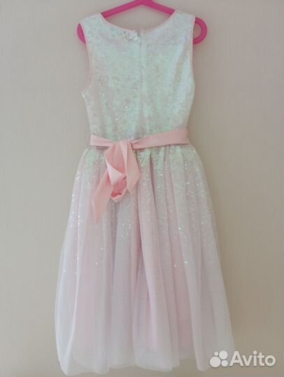 Детское нарядное платье 146