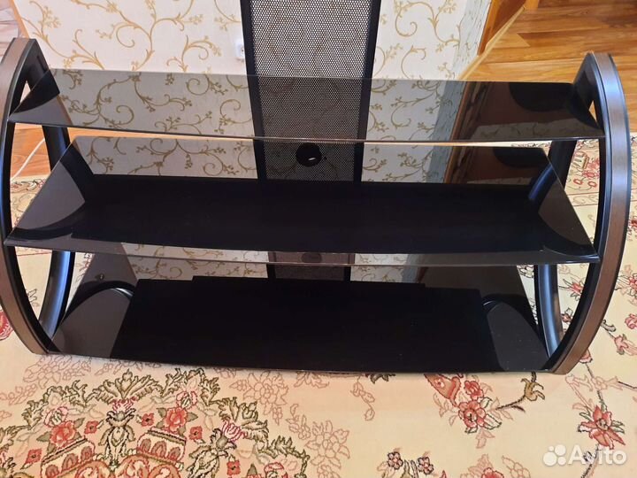 Подставка для тв с кронштейном