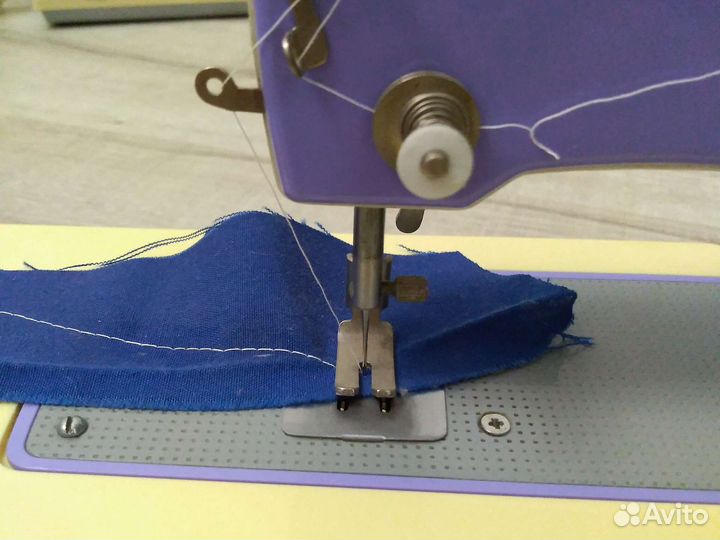 Советская детская швейная машинка. мшдм