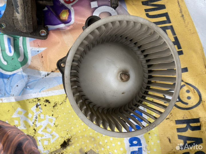 Ментилятор моторчик печки акцент