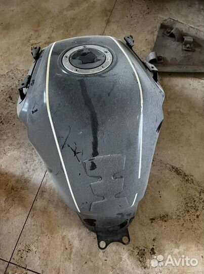 Kawasaki versys 650 бак топливный