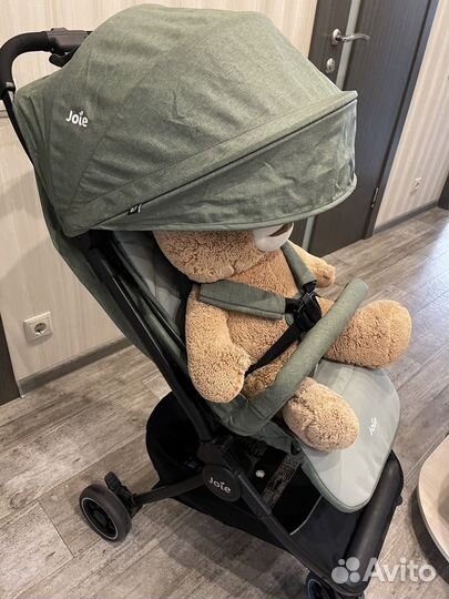 Прогулочная коляска jole pact