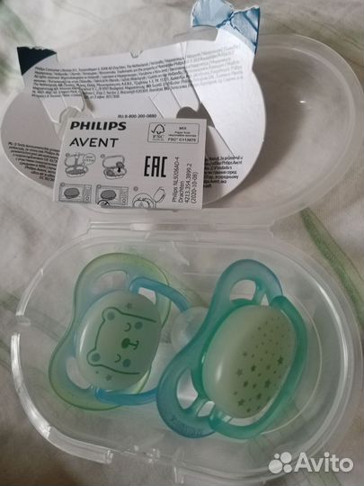 Пустышки avent 0-6 светящиеся