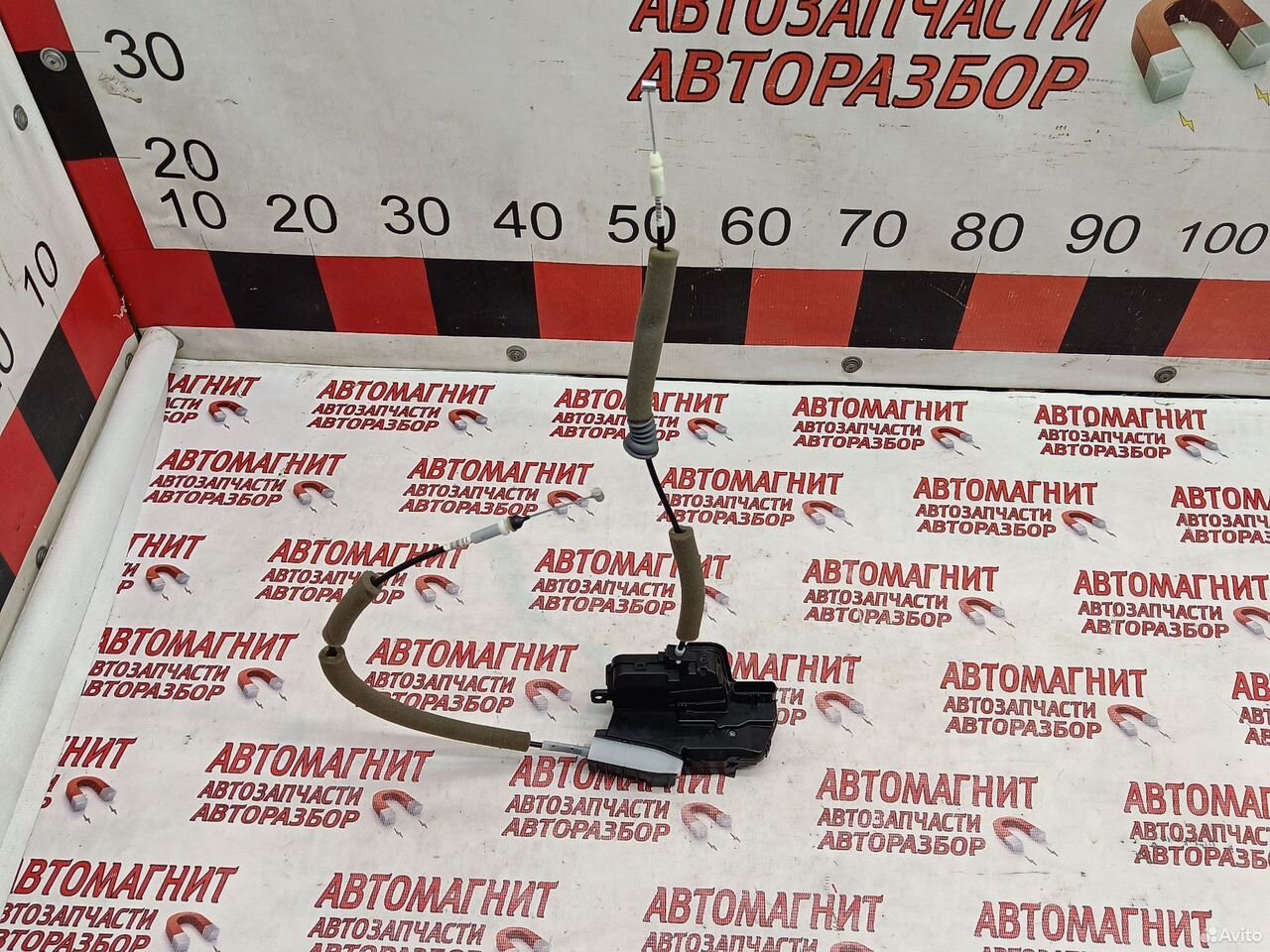 Замок двери задний левый Чанган UNI-V