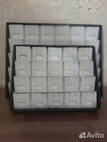 Планшеты под ювелирные изделия