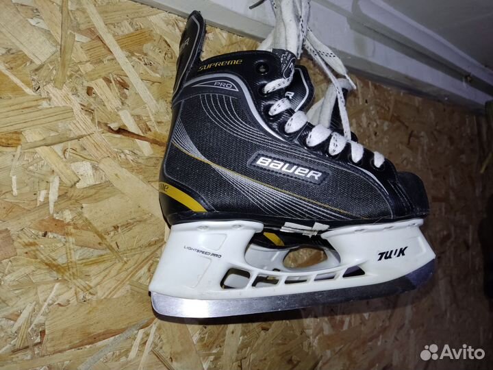 Коньки хоккейные 35 bauer