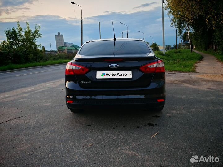 Ford Focus 1.6 AMT, 2012, 185 122 км