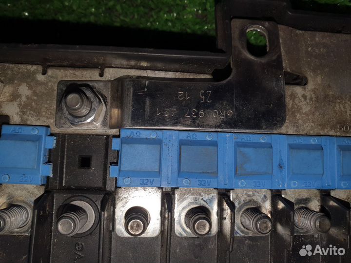 Блок предохранителей Audi A1