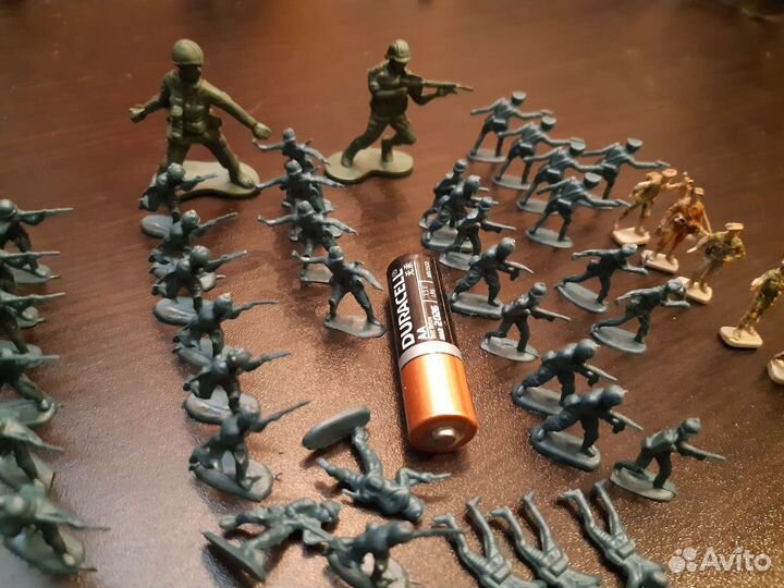 Солдатики маленькие