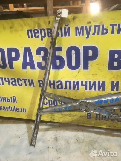 Стеклоподъемник электр. передний правый Honda Logo