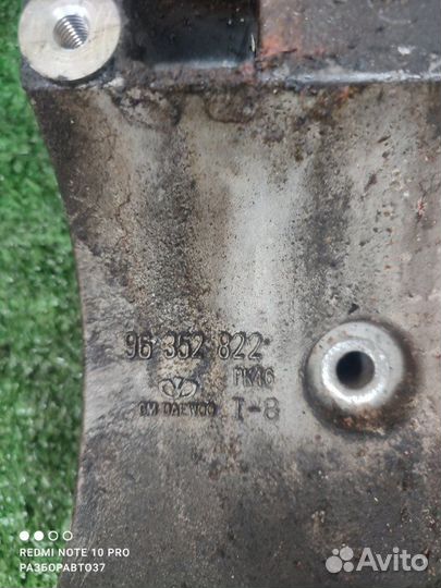 Кронштейн компрессора кондиционера Chevrolet