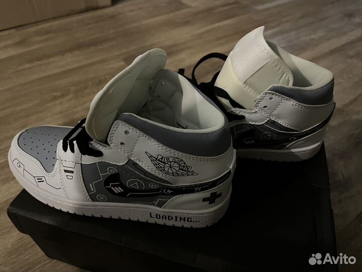 Кроссовки jordan