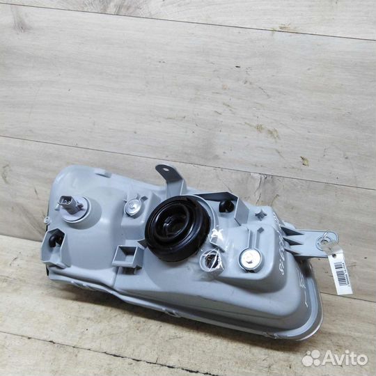 Фара левая Hyundai accent 2 новая