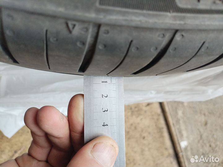 Goodride ZuperEco Z-107 245/40 R19