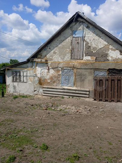 Дом 15 м² на участке 100 сот.