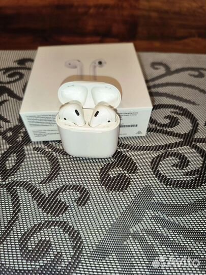 Наушники Apple Airpods 2 (оригинал)