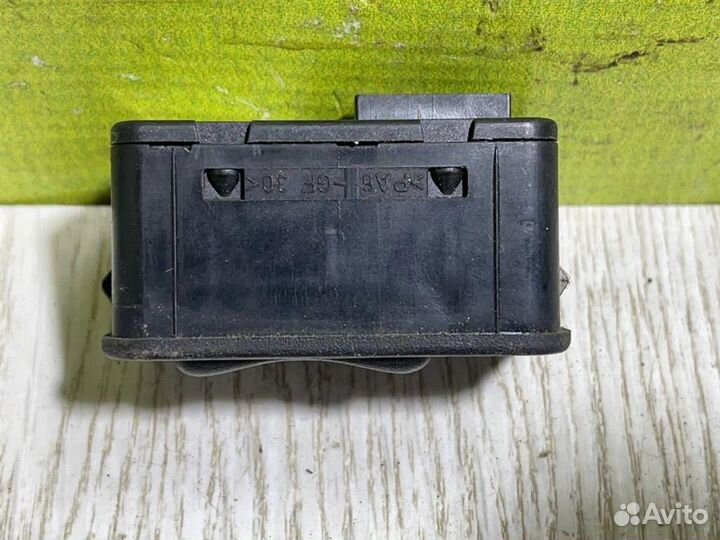 Блок управления стеклоподъемниками Опель Астра Д