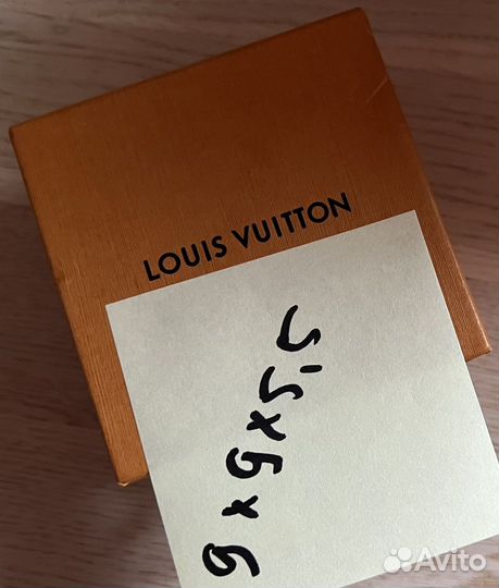 Коробка louis vuitton