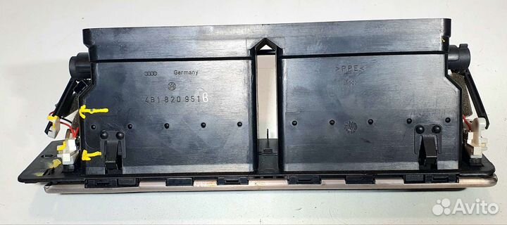 Дефлектор воздуховода центральный Audi A6 C5