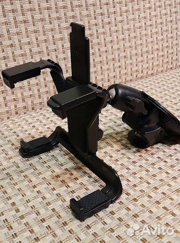 Держатель для планшета в авто