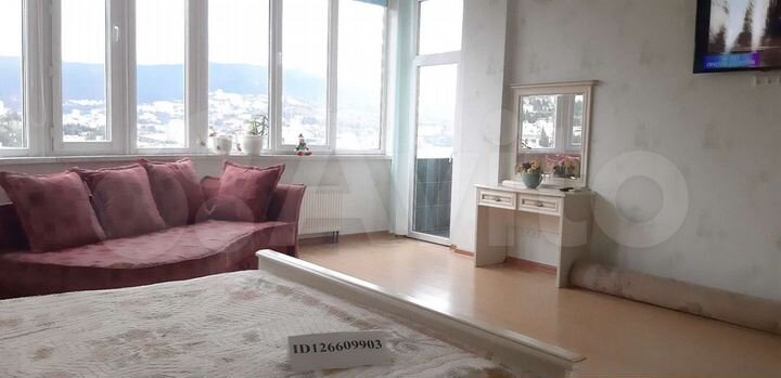 3-к. квартира, 106 м², 8/10 эт.