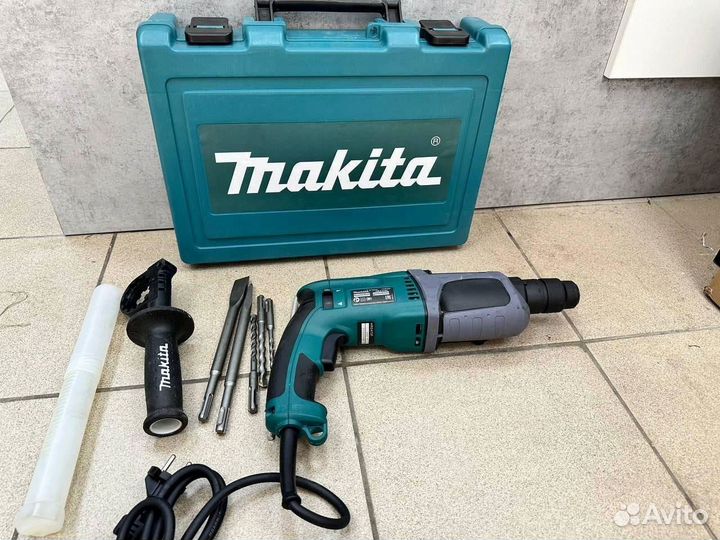 Перфоратор Makita HR 2470 новый