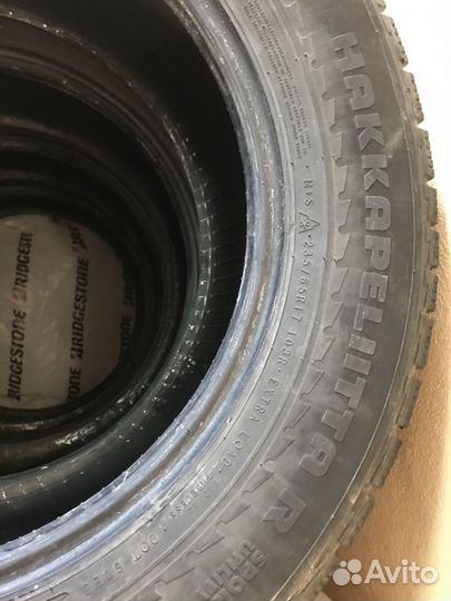 Nokian Tyres Hakkapeliitta R SUV 235/65 R17