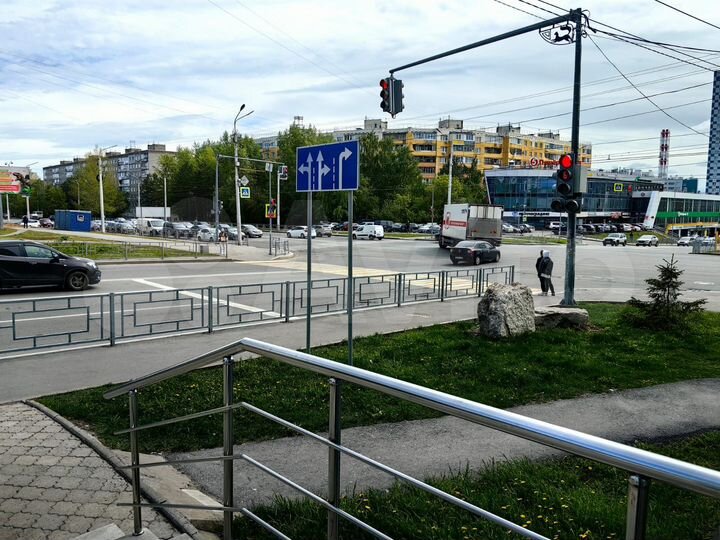 Торговая площадь с арендатором, 52.2 м²