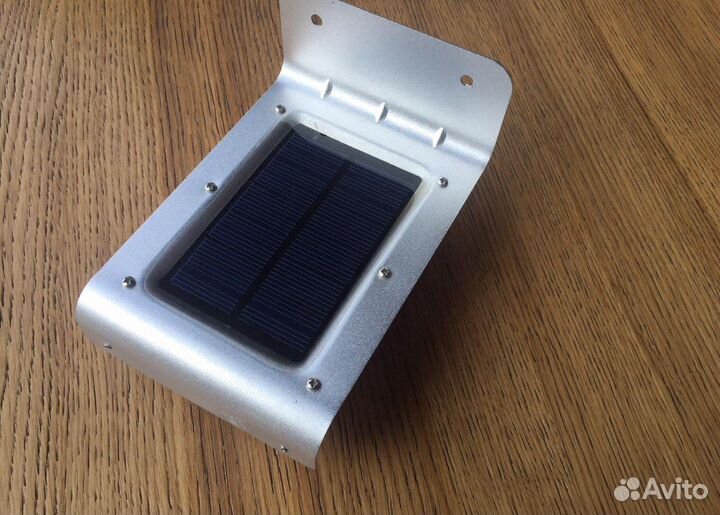 Настенный Светильник на солнечной батарее